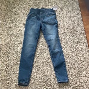 Old navy Rockstar jeans